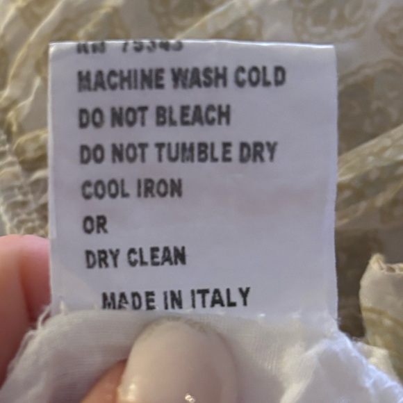 Italian Silk blouse by Piazza Roma - Picture 4 of 4